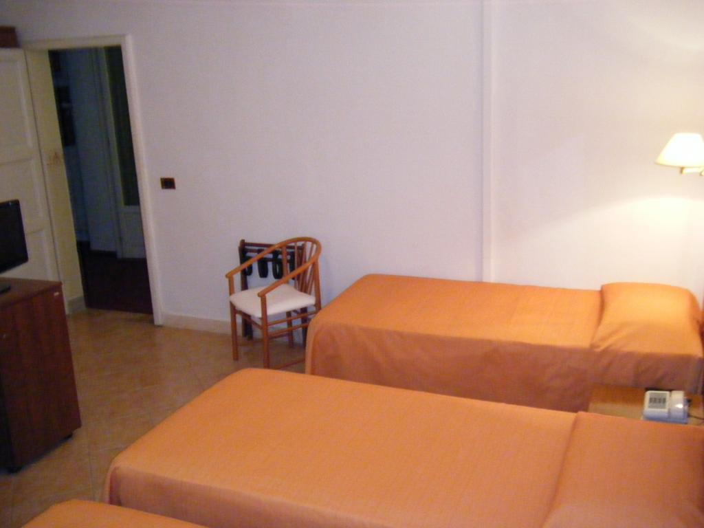 Hotel Villa Margherita Casciana Terme Værelse billede
